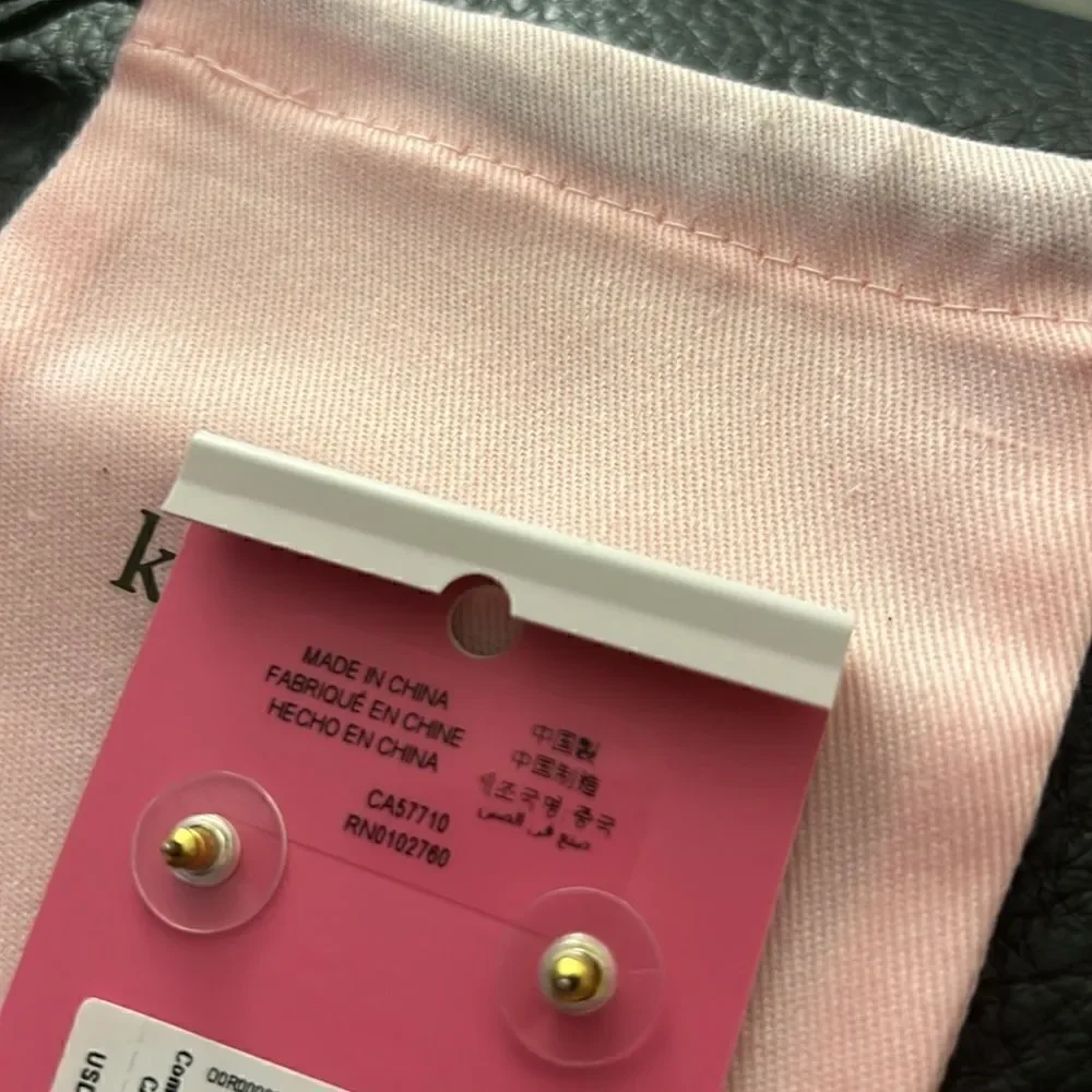 NWT Kate Spade Everyday Spade Glitter Enamel Studs Rose Gold B1